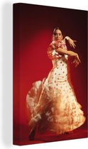 Une danseuse de flamenco devant un fond rouge 80x120 cm - Tirage photo sur toile (Décoration murale salon / chambre)