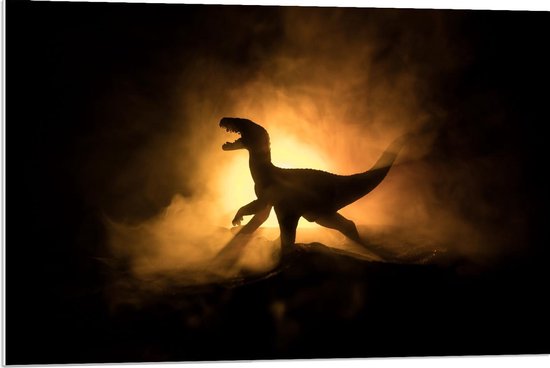 Forex - Silhouet van Dinosaurus voor Verlichte Rookwolk - 90x60cm Foto op Forex