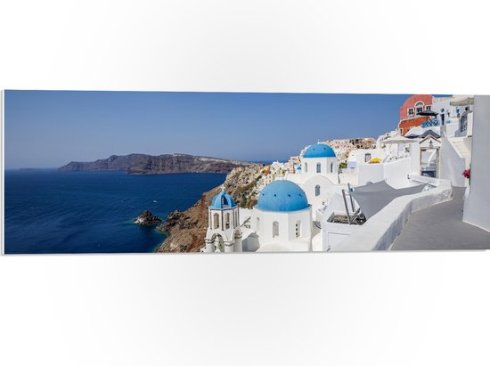 PVC Schuimplaat- De Kenmerkende Blauwe Daken van Santorini - 90x30 cm Foto op PVC Schuimplaat