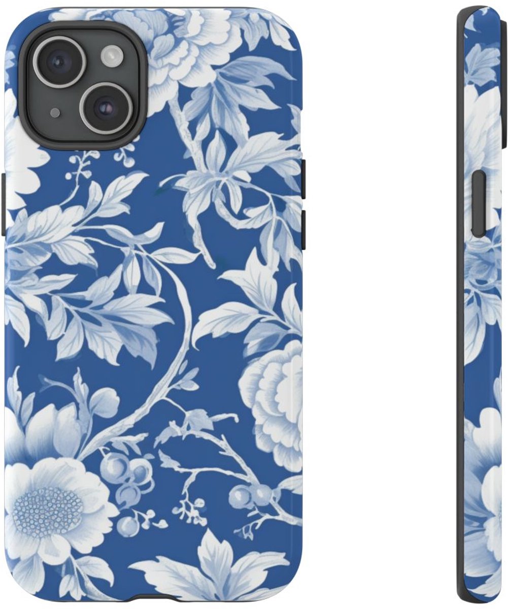 Blauw-Wit Bloemenpatroon – Telefoonhoesje Geschikt voor iPhone 15 Plus