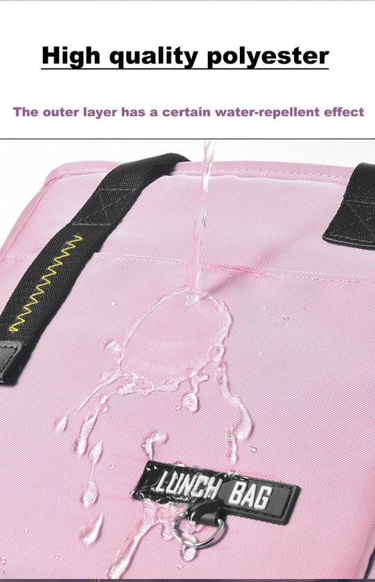 Waterdruppels op de roze lunchtas met "LUNCH BAG" logo, illustreert waterafstotende polyester.