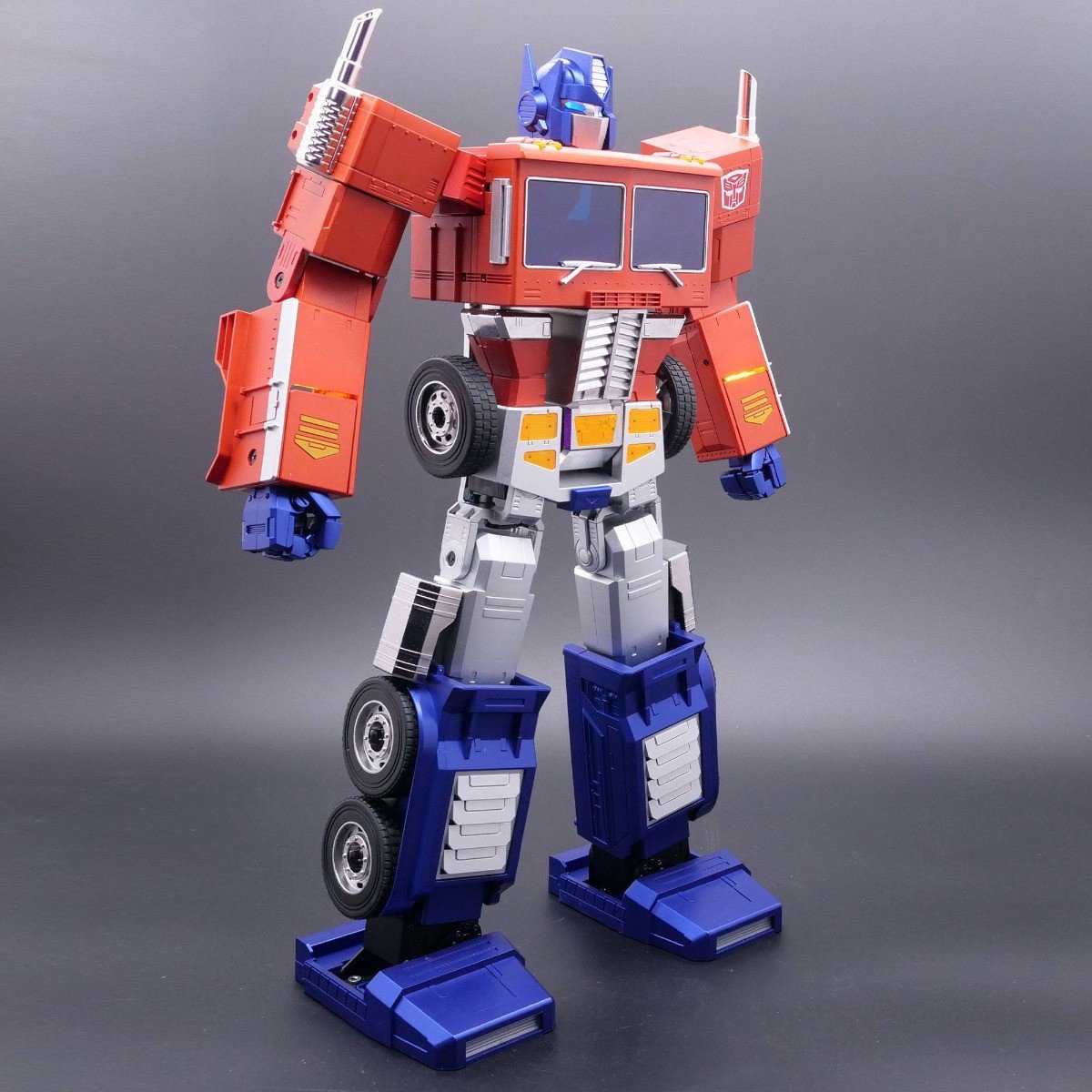 Hasbro Optimus Prime Interactive Auto-Converting Robot - Transformers  Replica | bol.com