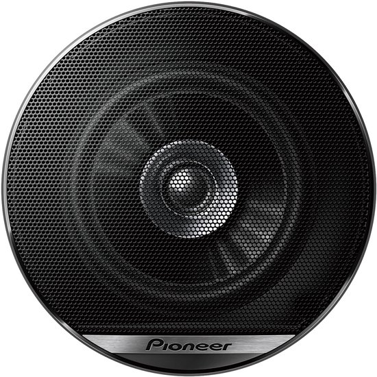 Zwarte Pioneer speaker met zilverkleurige conus en Pioneer logo.