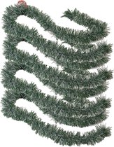 4x stuks kerstboom folie slingers/lametta guirlandes van 180 x 7 cm in de kleur groen met sneeuw