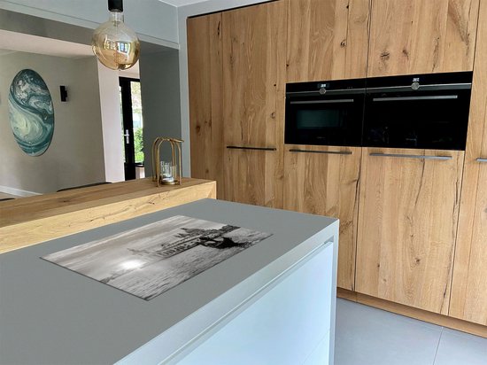 Chefcare Inductie Beschermer Gondel in Venetië voor het Basiliek - Zwart Wit - 80x55 cm - Afdekplaat Inductie - Kookplaat Beschermer - Inductie Mat