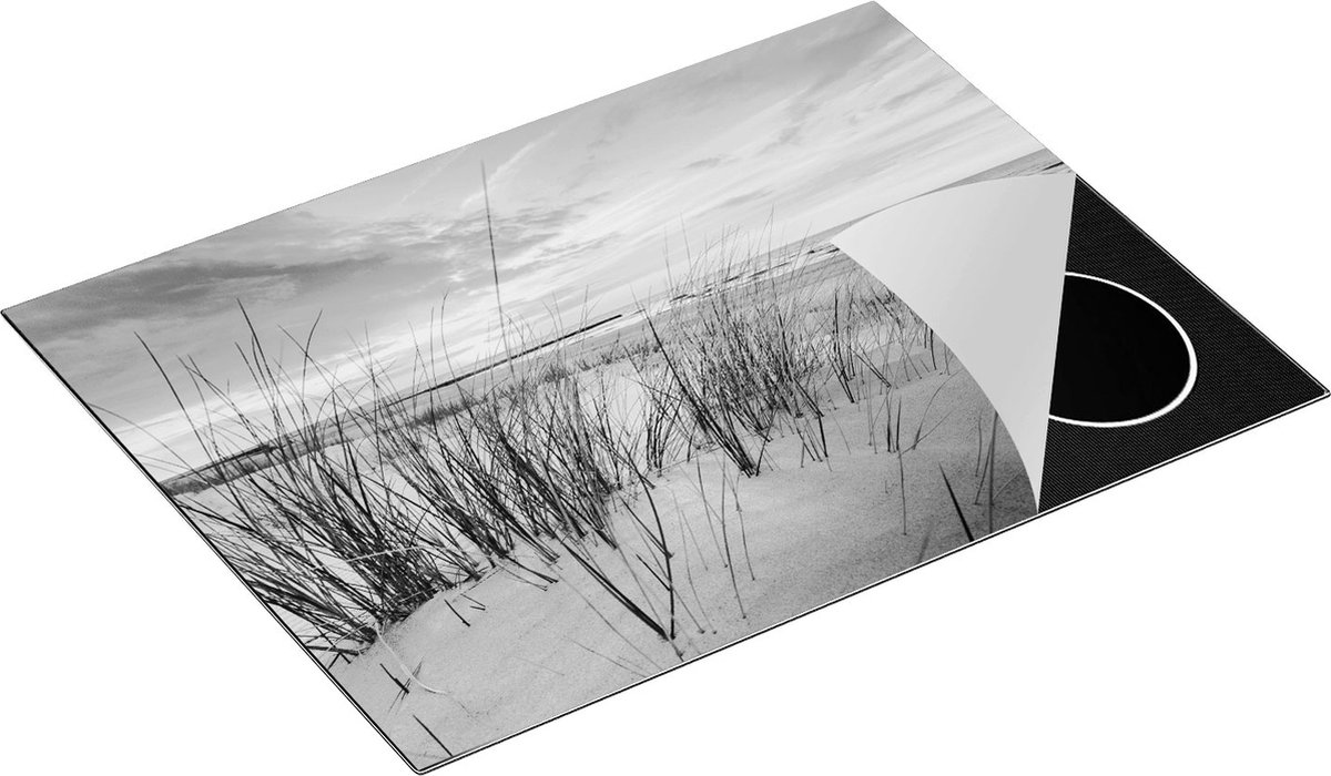 Chefcare Inductie Beschermer Strand en Zee vanuit Duinen - Zwart Wit - 70x52 cm - Afdekplaat Inductie - Kookplaat Beschermer - Inductie Mat