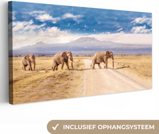 Canvas Schilderij Drie overstekende olifanten - 40x20 cm - Wanddecoratie