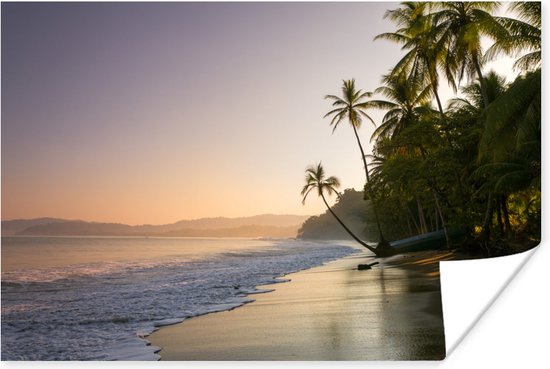 Kleurrijke hemel bij een tropisch strand in Costa-Rica Poster 90x60 cm - Foto print op Poster (wanddecoratie woonkamer / slaapkamer) / Landschappen Poster / Zee en Strand