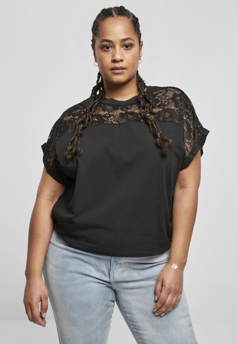 Urban Classics Short Oversized Lace Dames T-shirt 4XL Zwart