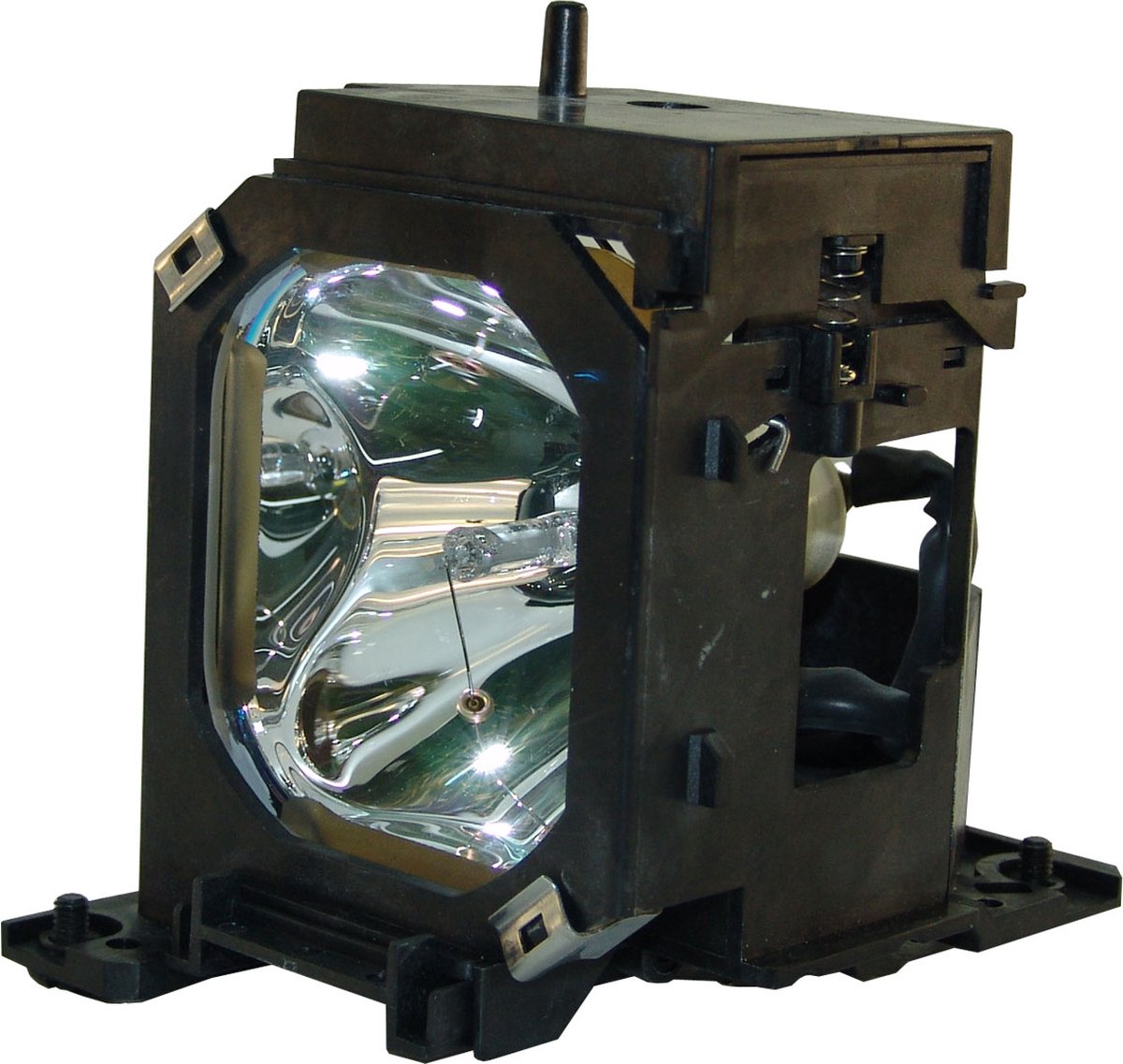 Beamerlamp geschikt voor de JVC LX-D3000Z beamer, lamp code BHNEELPLP12-SA. Bevat originele UHP lamp, prestaties gelijk aan origineel.
