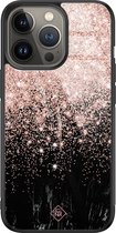 Casimoda® hoesje - Geschikt voor iPhone 13 Pro - Marmer Twist - Luxe Hard Case Zwart - Backcover telefoonhoesje - Zwart