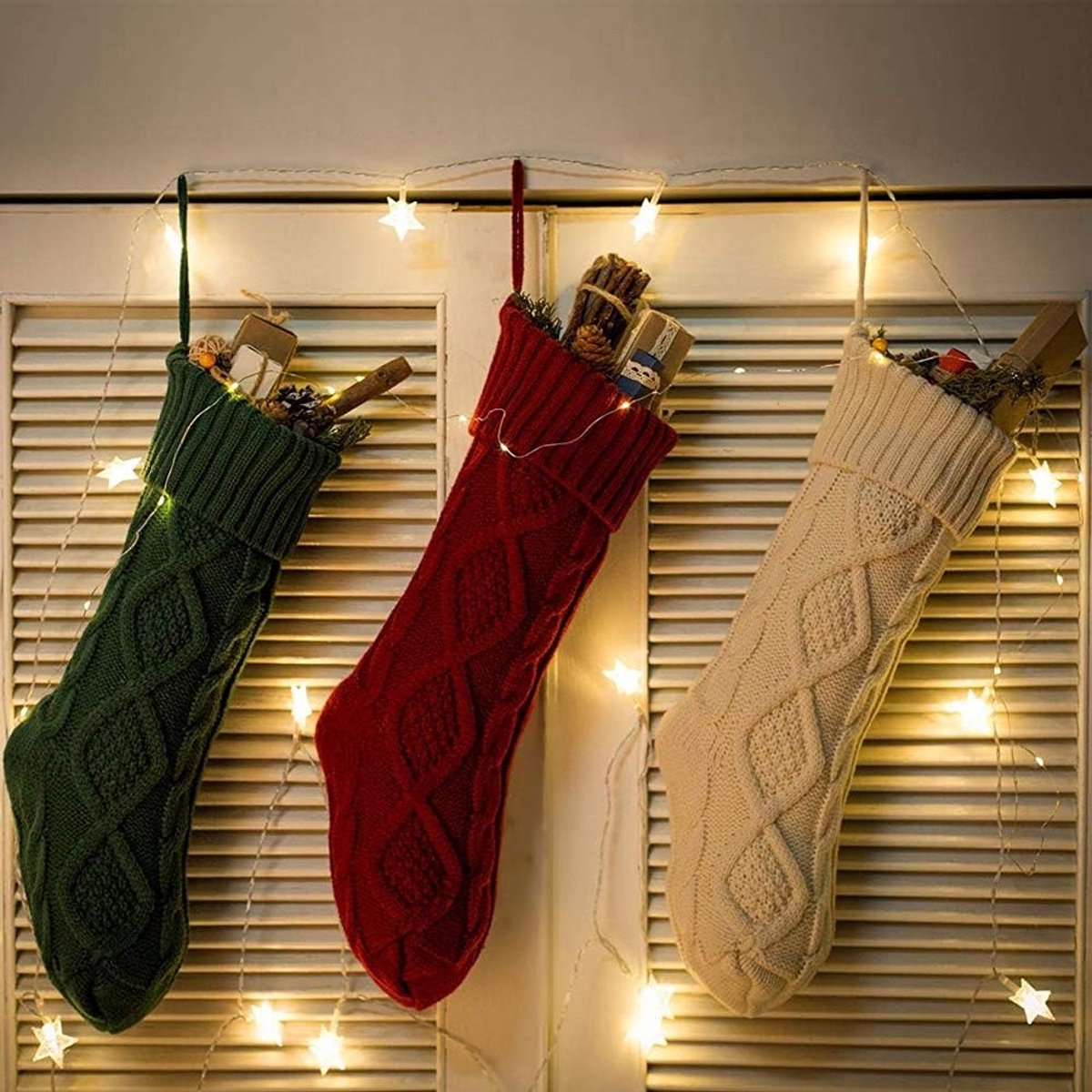 Kousen, kabel, gebreide kous, unieke bordeauxrode gebreide grote maat, gepersonaliseerde geschenktas voor kerstboomdecoraties (wit, 46 cm)