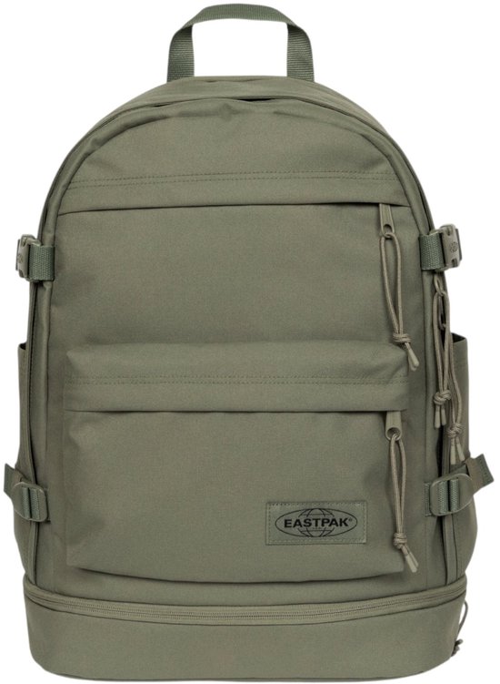 Olijfgroene Eastpak rugzak met ritssluitingen, zakken en Eastpak logo.