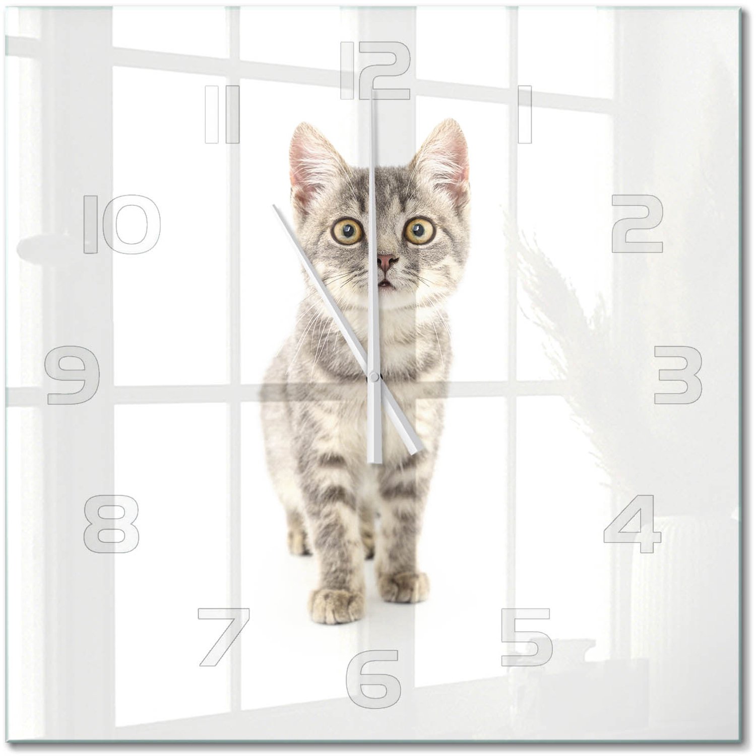 TULUP Wandklok - Grijze kat Wandklok Glas Decoratie - 60x60 cm - Grijs Gekleurde Glazen Klok - Witte handen - Vierkante Klok - Klok Glas Met Opdruk - Moderne Wandklok Glas