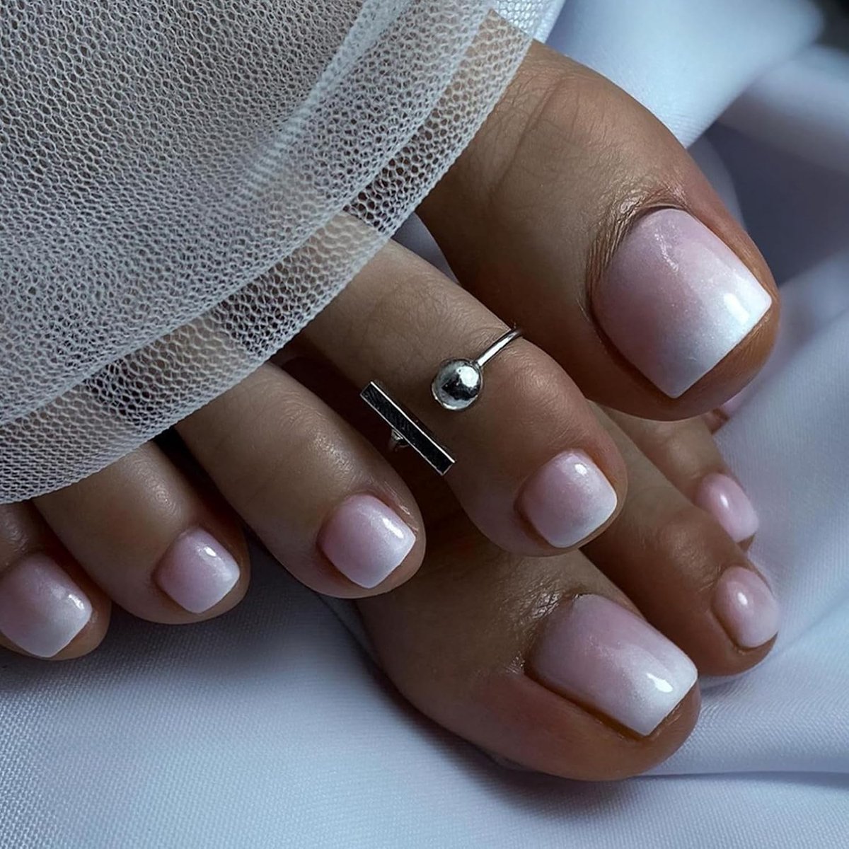 24 stuks teennagels om op te plakken, vierkant, kort, nude roze kleurverloop, kunstteennagels, Franse nagels om op te plakken, natuurlijke valse teennagels, acryl, volledige bedekking, teennagels voor