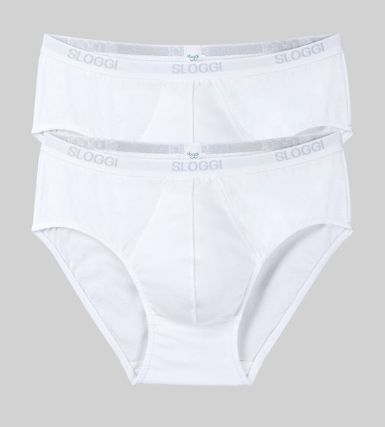 Set van twee witte herenslips met een elastische tailleband voorzien van het Sloggi-logo.
