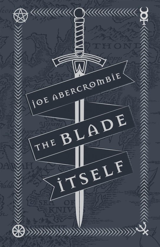 Boekomslag 'The Blade Itself' van Joe Abercrombie, met zilveren zwaard en wereldkaart.