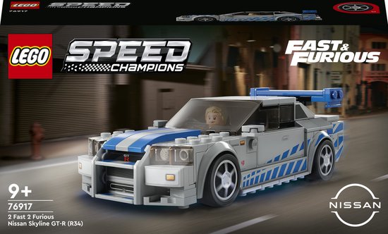 Nissan Skyline GT-R (R34) LEGO Speed Champions avec des rayures bleues sur la boîte.