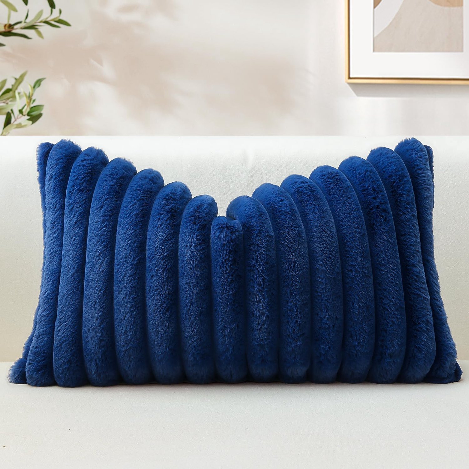 Famanu Pluche fluwelen kussensloop, 30 x 50 cm, zachte sierkussenhoes voor slaapkamer en woonkamer, blauwe kleur voegt een aantrekkelijke touch toe aan je decor, eenvoudig te onderhouden voor een luxe uitstraling