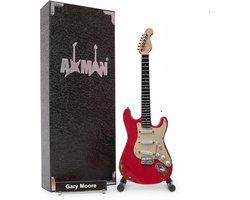 G Moore Fiesta Red S-Style - Miniatuur Gitaar Replica - Muziekgeschenken - Handgemaakte Sier 1/4 Schaal - ShopVlot