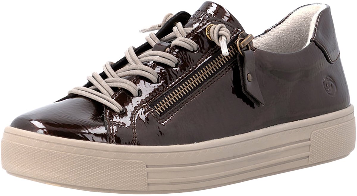Baskets en cuir