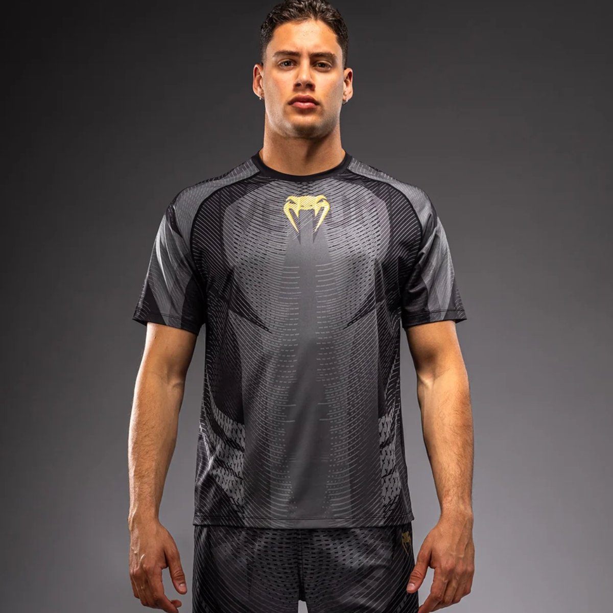 Venum Galactic 3.0 Dry Tech T‑Shirt - Zwart/Goud voor Boksen, Kickboksen & MMA - M