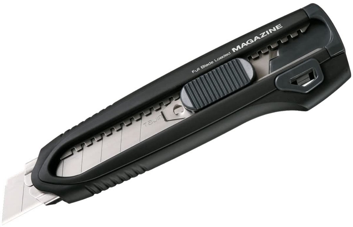 Elzusha - Cutter met magazijn en knop - 18 mm zwart