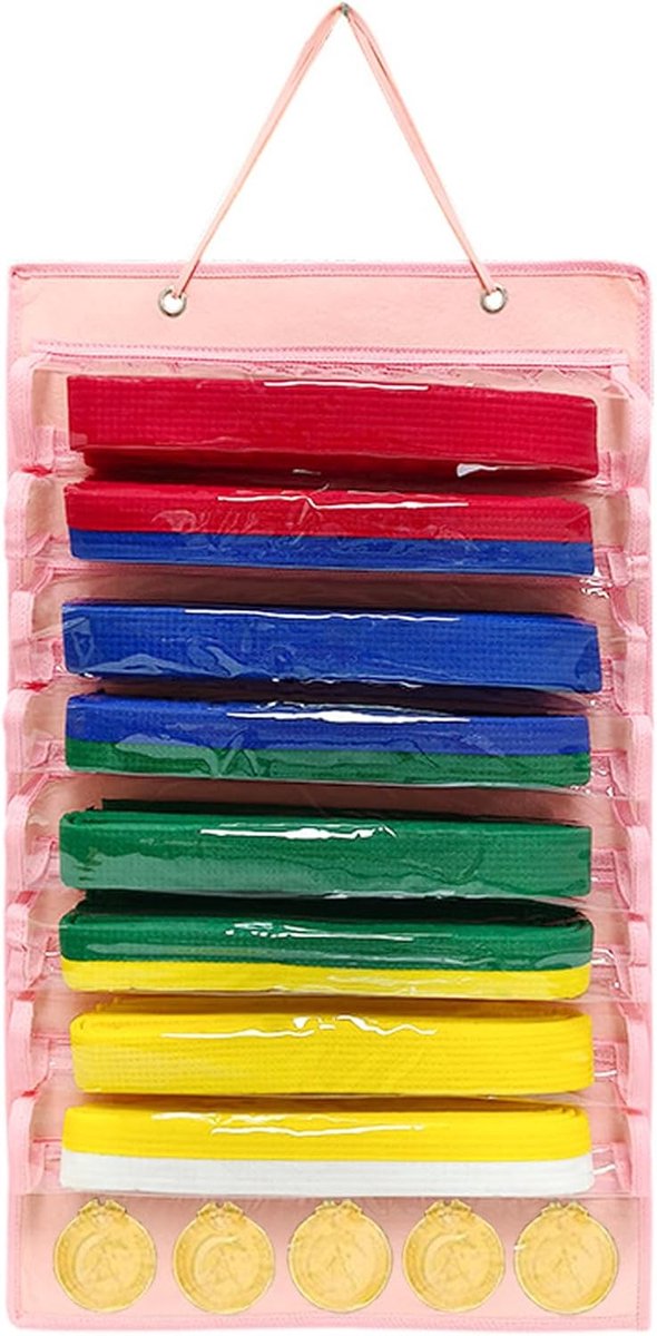 Karate Belt Stand - Martial Arts Belt Organizer - Dustproof Storage Bag voor Taekwondo - Voor het Opslaan van Belts en Taekwondo Medailles (Pink)