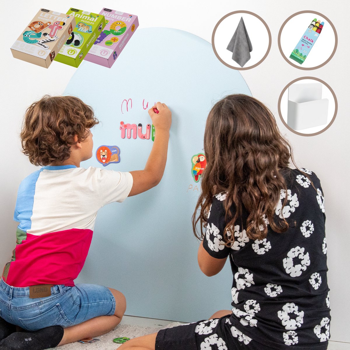 Elissio® Magneticoo Magnetische Muursticker 100x80 cm - Magneetsticker met krijtbordfunctie - Ijsblauw - Magneetbord voor Kinderkamer - Boogvorm - Inclusief Magnetische accessoires