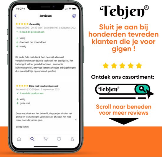 Screenshot van mobiele telefoon met klantrecensies van de beige kattenbakmat van Tebjen.