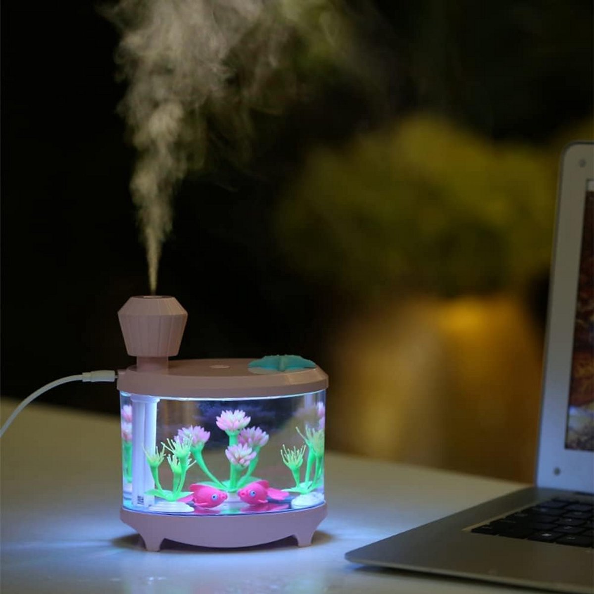 Mini Luchtbevochtiger met Sfeervolle LED Verlichting - USB, Stil & Automatische Uitschakeling - Voor Slaapkamer, Bureau en Auto (Roze)