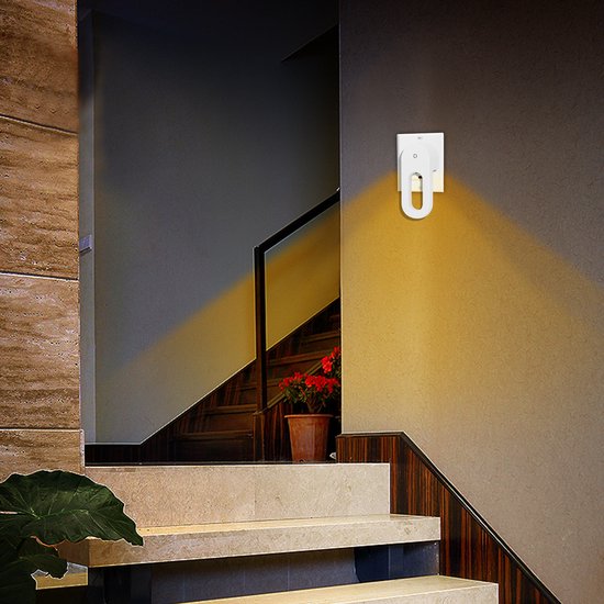 Vier uniek gevormde slimme nachtlampjes, lichtgestuurde LED-stopcontactlampen voor thuis van vier — afbeelding 2