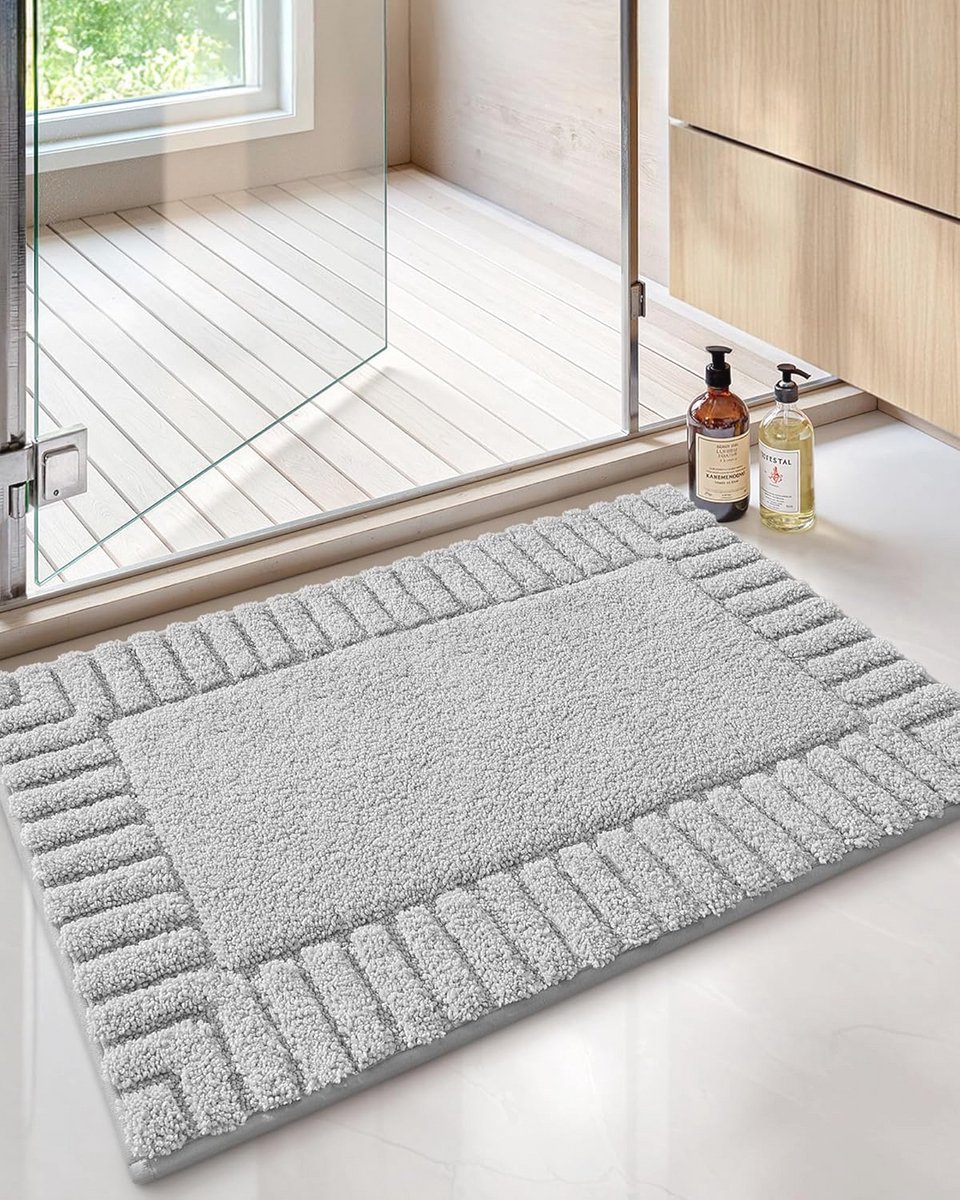 Badmat Lichtgrijs 50x80cm - Wasbaar en Niet-slip, Zachte Badkamer Tapijten voor Douche en Badkuip