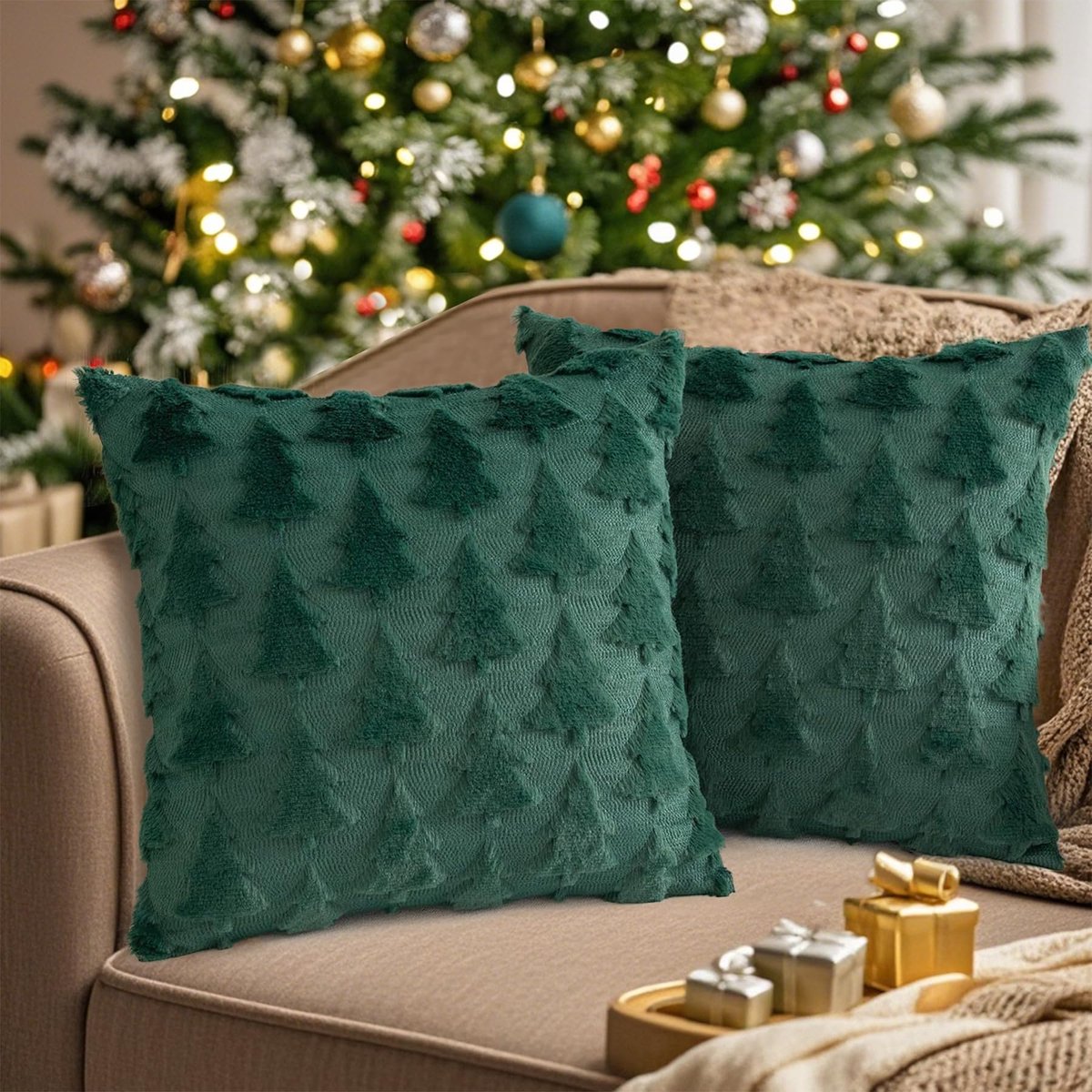 Unyqoos Set van twee zachte fluwelen kussenslopen met kerstboom motief 40x40 cm Groen