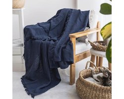 Tijdloze Elegantie en Eigentijdse Flair in Unieke Stukken