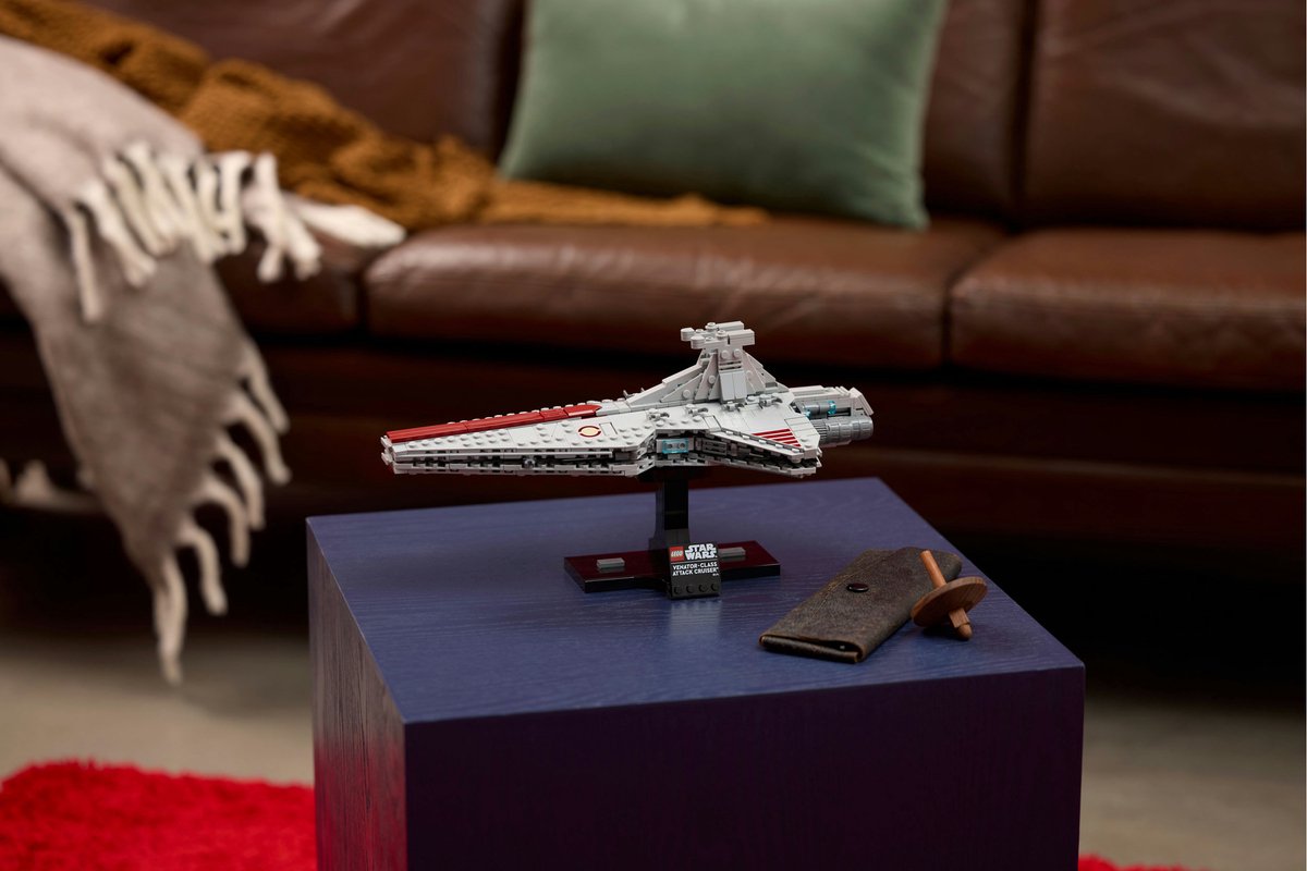 LEGO Star Wars Venator-Class Attack Cruiser - Bouwpakket voor Volwassenen en Decoratie - 75441 – foto 4