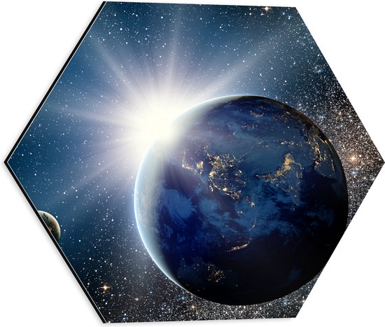 Dibond Hexagon - Zon - Planeten - Aarde - Sterren - Heelal - 40x34.8 cm Foto op Hexagon (Met Ophangsysteem)