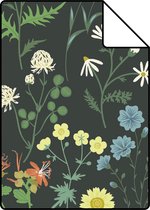 Proefstaal ESTAhome behangpapier veldbloemen multicolor op zwart - 139392 - 26,5 x 21 cm