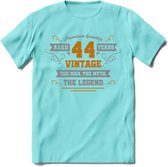 44 Jaar Legend T-Shirt | Goud - Zilver | Grappig Verjaardag Cadeau | Dames - Heren | - Licht Blauw - XL