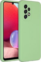Accezz Liquid Silicone Backcover Samsung Galaxy A33 hoesje - Groen