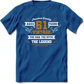 61 Jaar Legend T-Shirt | Goud - Wit | Grappig Verjaardag en Feest Cadeau Shirt | Dames - Heren - Unisex | Tshirt Kleding Kado | - Donker Blauw - XL