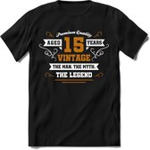15 Jaar Legend T-Shirt | Goud - Wit | Grappig Verjaardag en Feest Cadeau Shirt | Dames - Heren - Unisex | Tshirt Kleding Kado | - Zwart - S