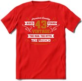 43 Jaar Legend T-Shirt | Goud - Wit | Grappig Verjaardag en Feest Cadeau Shirt | Dames - Heren - Unisex | Tshirt Kleding Kado | - Rood - XL
