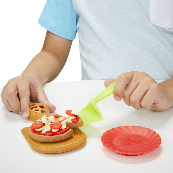 Play-Doh Pizza Oven Speelset - Boetseerklei - Inclusief 6 Play-Doh potjes - Knutselen voor kinderen