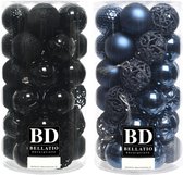 74x stuks kunststof kerstballen mix zwart en donkerblauw 6 cm - Onbreekbare kerstballen - Kerstversiering