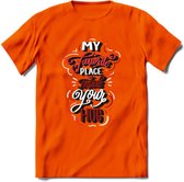 My Favorite Place Is You - Valentijn T-Shirt | Grappig Valentijnsdag Cadeautje voor Hem en Haar | Dames - Heren - Unisex | Kleding Cadeau | - Oranje - XXL