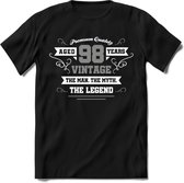 98 Jaar Legend T-Shirt | Zilver - Wit | Grappig Verjaardag en Feest Cadeau | Dames - Heren - Unisex | Kleding Kado | - Zwart - M