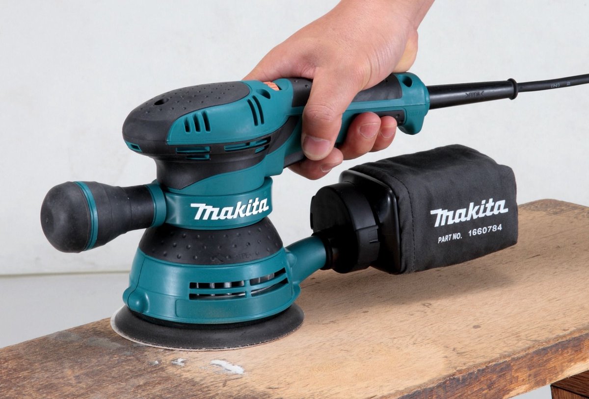 Makita BO5041K Excentrische schuurmachine 125mm in koffer 230V – foto 4