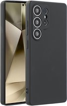 Lunso Geschikt voor Samsung Galaxy S25 Ultra hoesje - Flexibel siliconen Backcover - Zwart