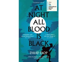 Omslag van At Night All Blood is Black